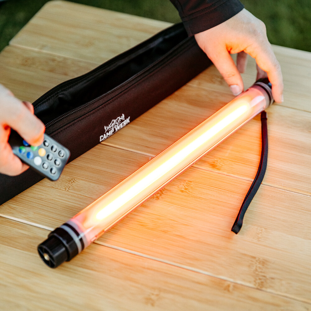 Campwerk LED-Camping-Lampe RGB mit Powerbank: Multifunktionale Outdoo