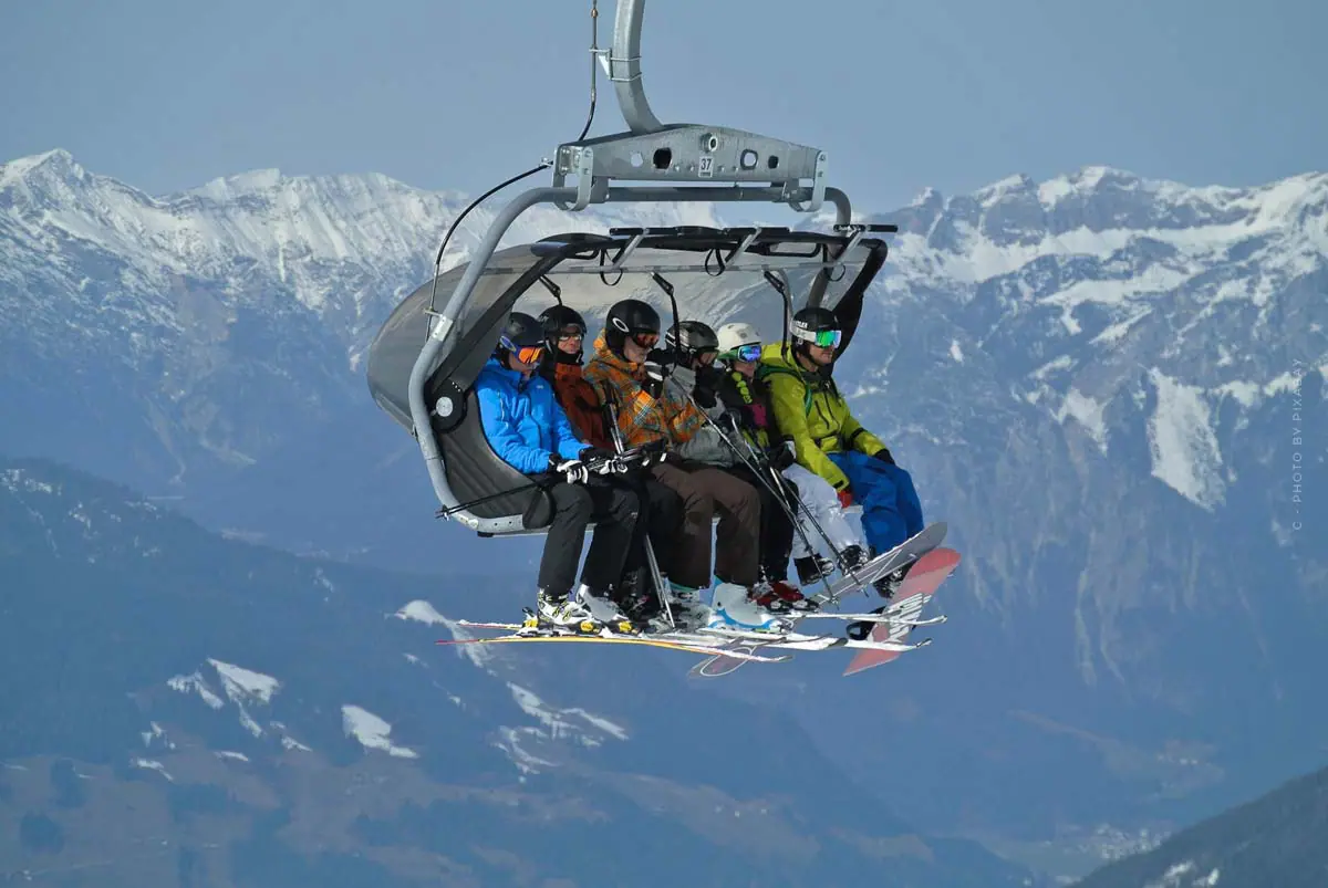 Camping im Zillertal: Alpen, Aktivitten & Wetter  Tipps fr den  Campingurlaub - CAMPWERK