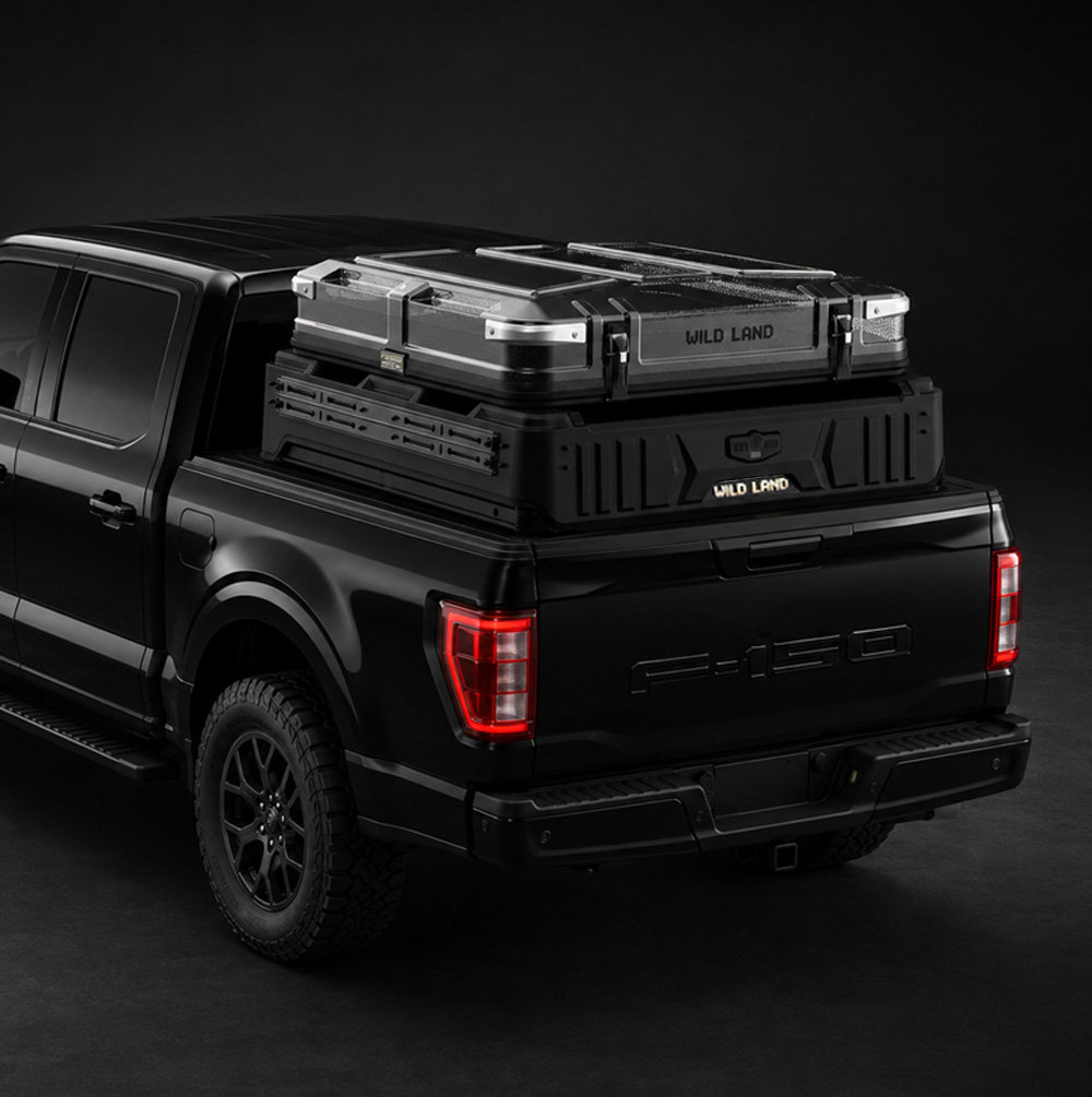 WinTopper Pickup Hardtop mit Dachzelt auf der oberen Plattform